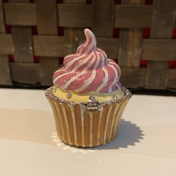 Metal Enamel Cupcake Hinged Trinket Box with Rhinestones - Picture 5 of 5